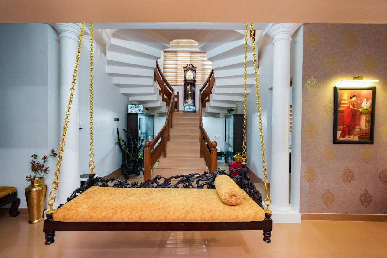 Parudeesa - Heavenly- Luxurious Palace Look-Near Cbd - Kerala - India With Breakfast Kaladi Ngoại thất bức ảnh