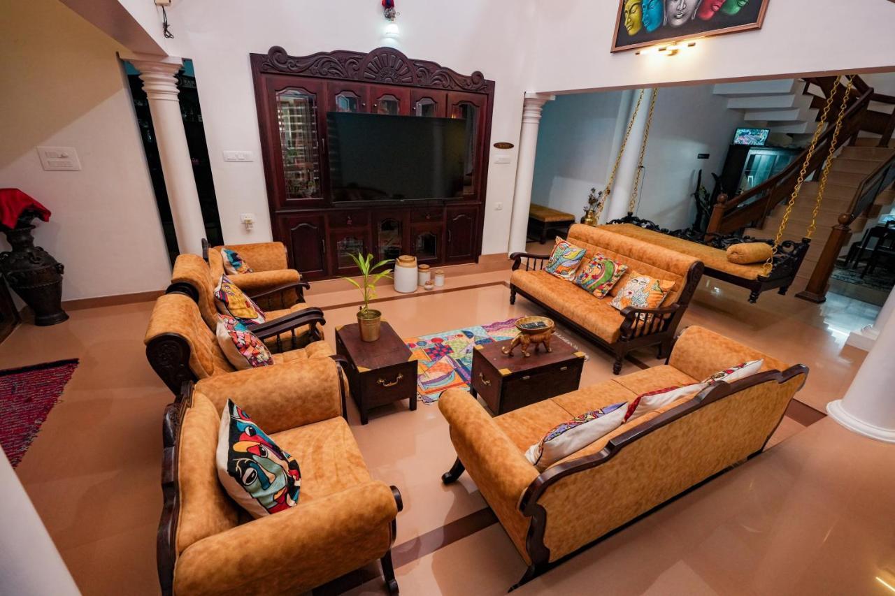 Parudeesa - Heavenly- Luxurious Palace Look-Near Cbd - Kerala - India With Breakfast Kaladi Ngoại thất bức ảnh