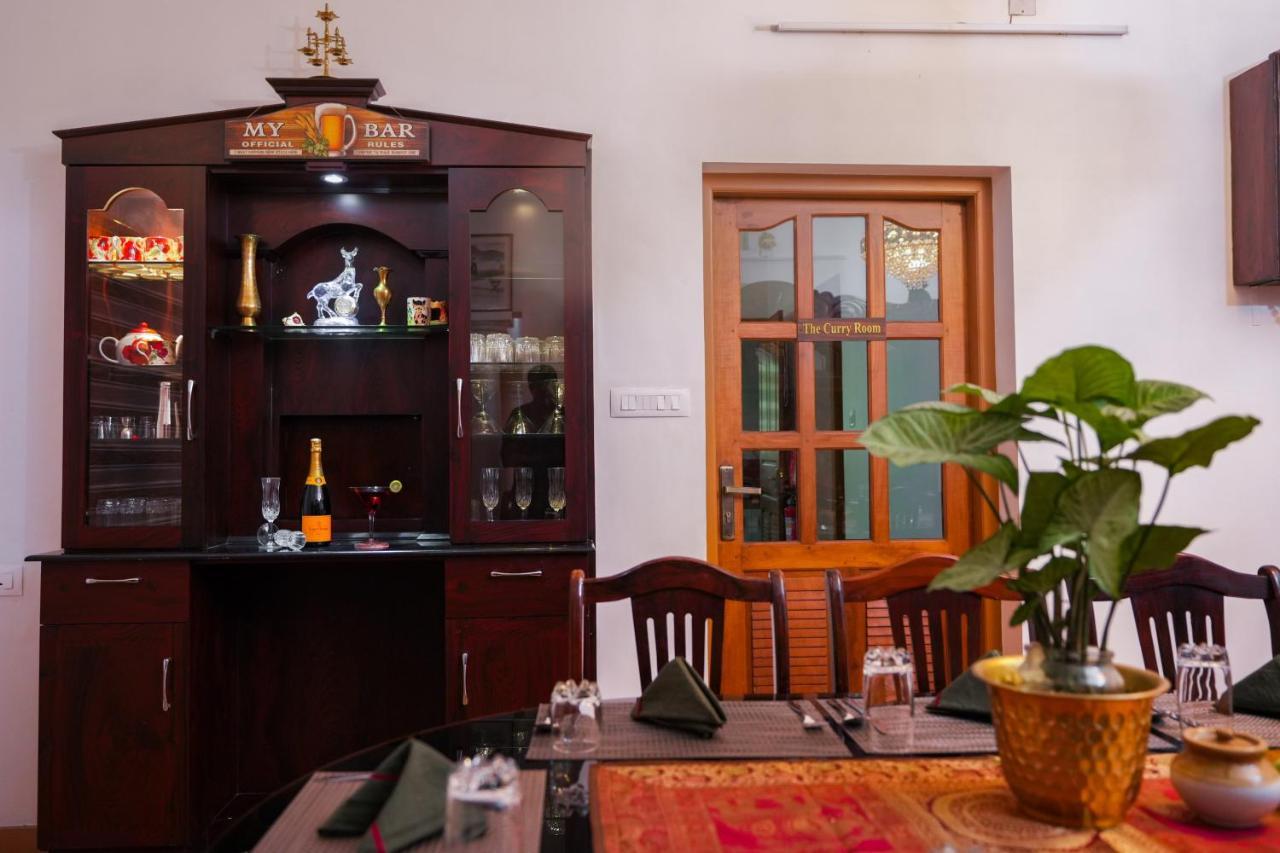 Parudeesa - Heavenly- Luxurious Palace Look-Near Cbd - Kerala - India With Breakfast Kaladi Ngoại thất bức ảnh