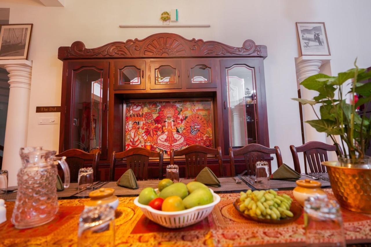 Parudeesa - Heavenly- Luxurious Palace Look-Near Cbd - Kerala - India With Breakfast Kaladi Ngoại thất bức ảnh