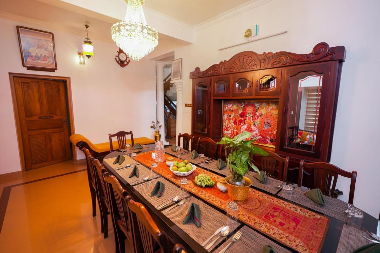 Parudeesa - Heavenly- Luxurious Palace Look-Near Cbd - Kerala - India With Breakfast Kaladi Ngoại thất bức ảnh