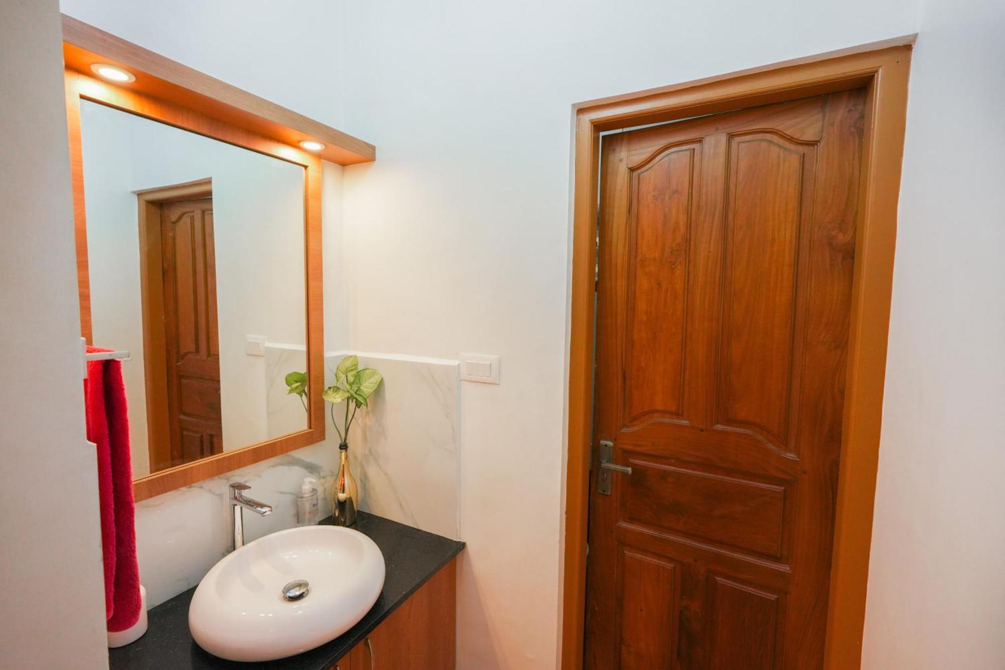 Parudeesa - Heavenly- Luxurious Palace Look-Near Cbd - Kerala - India With Breakfast Kaladi Ngoại thất bức ảnh