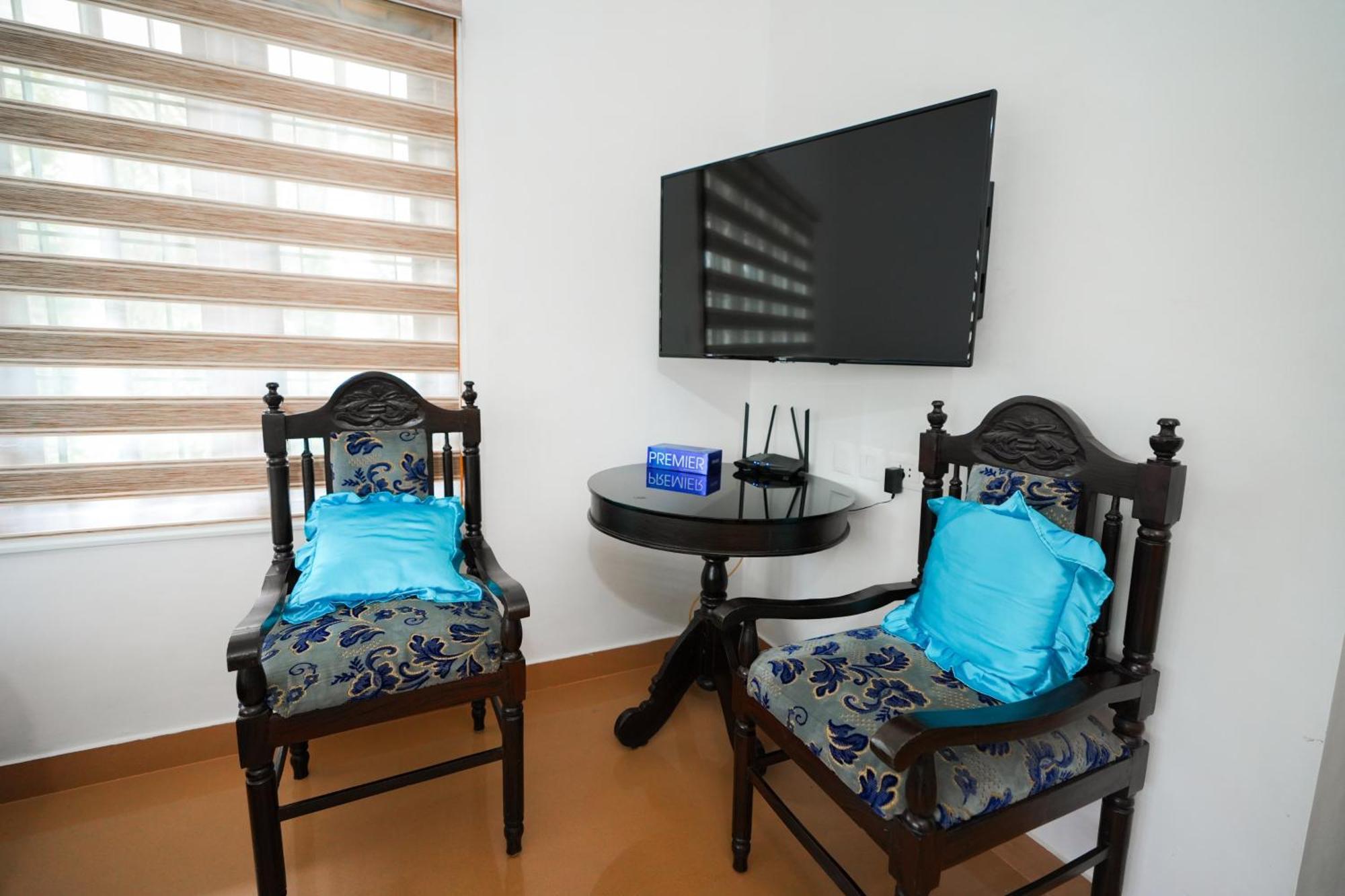 Parudeesa - Heavenly- Luxurious Palace Look-Near Cbd - Kerala - India With Breakfast Kaladi Ngoại thất bức ảnh