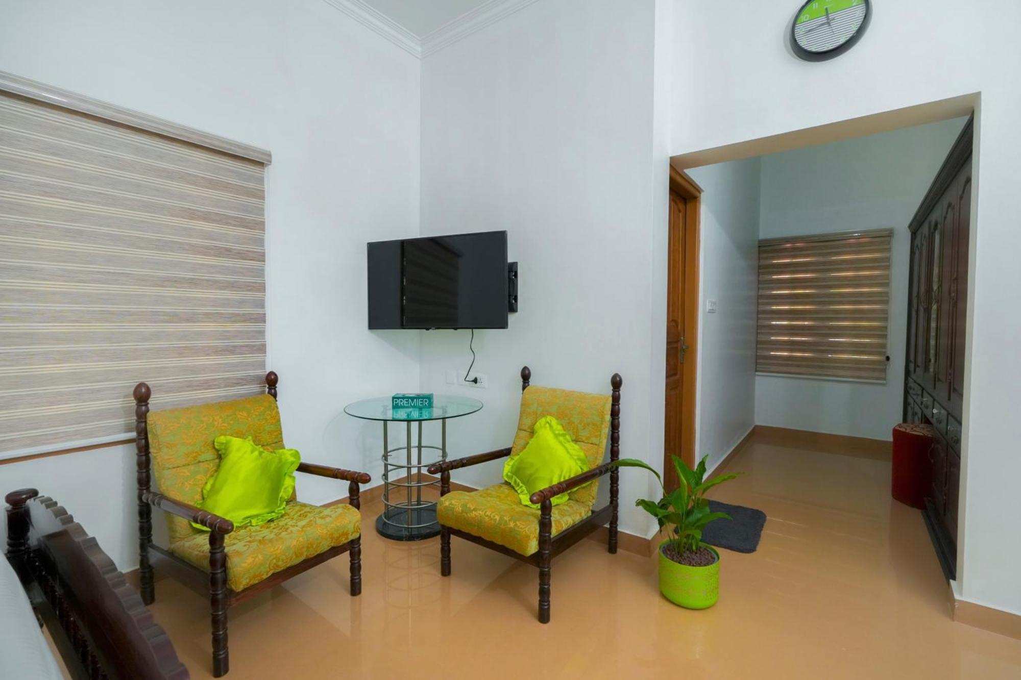 Parudeesa - Heavenly- Luxurious Palace Look-Near Cbd - Kerala - India With Breakfast Kaladi Phòng bức ảnh